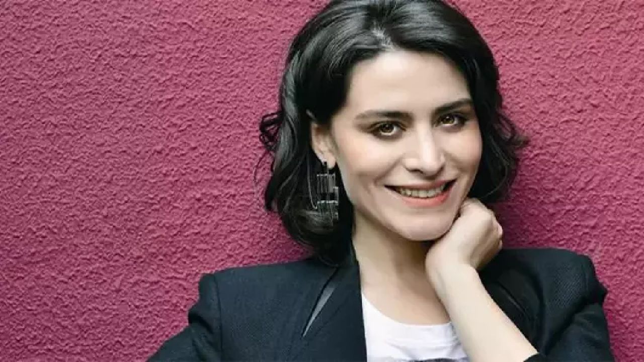 Ünlü oyuncu Belçim Bilgin'den eski eşi Yılmaz Erdoğan hakkında çok özel itiraflar! Evliliklerinin bitiş sebebi... 3