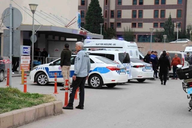 Pamukkale Üniversitesi Hastanesi'nde silahlı saldırı: Çok sayıda yaralı var! 2