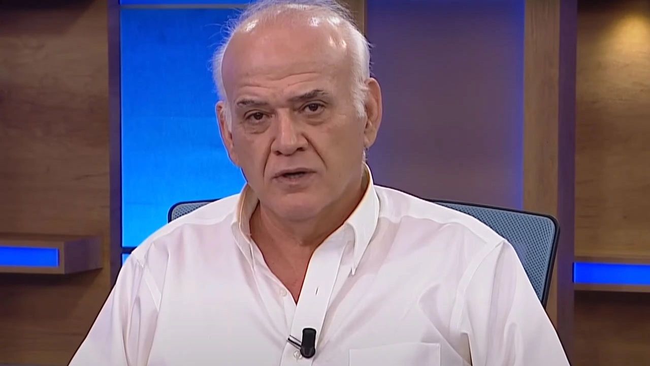 Sosyal medyayı yıkan paylaşım: “Cenk Tosun’a yapılan bariz penaltıyı yediler! VAR’a davet etmemek asla masum değil. Beline sarılıyor, formasından çekiyor ve topaç gibi çeviriveriyor… Galatasaray yüzde 65 şampiyon” 2