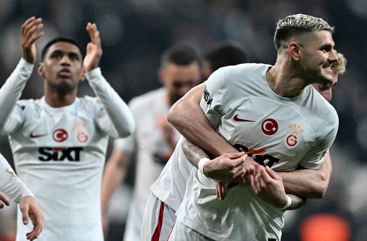 İki takımın yıldızı hakkında şok sözler: “Okan Buruk’un dokunulmaz futbolcusu Mauro Icardi yine yokları oynadı! Oyundan çıkması gerekiyordu. Göklere çıkarttığımız Semih Kılıçsoy ortalıkta gözükmedi!” 3