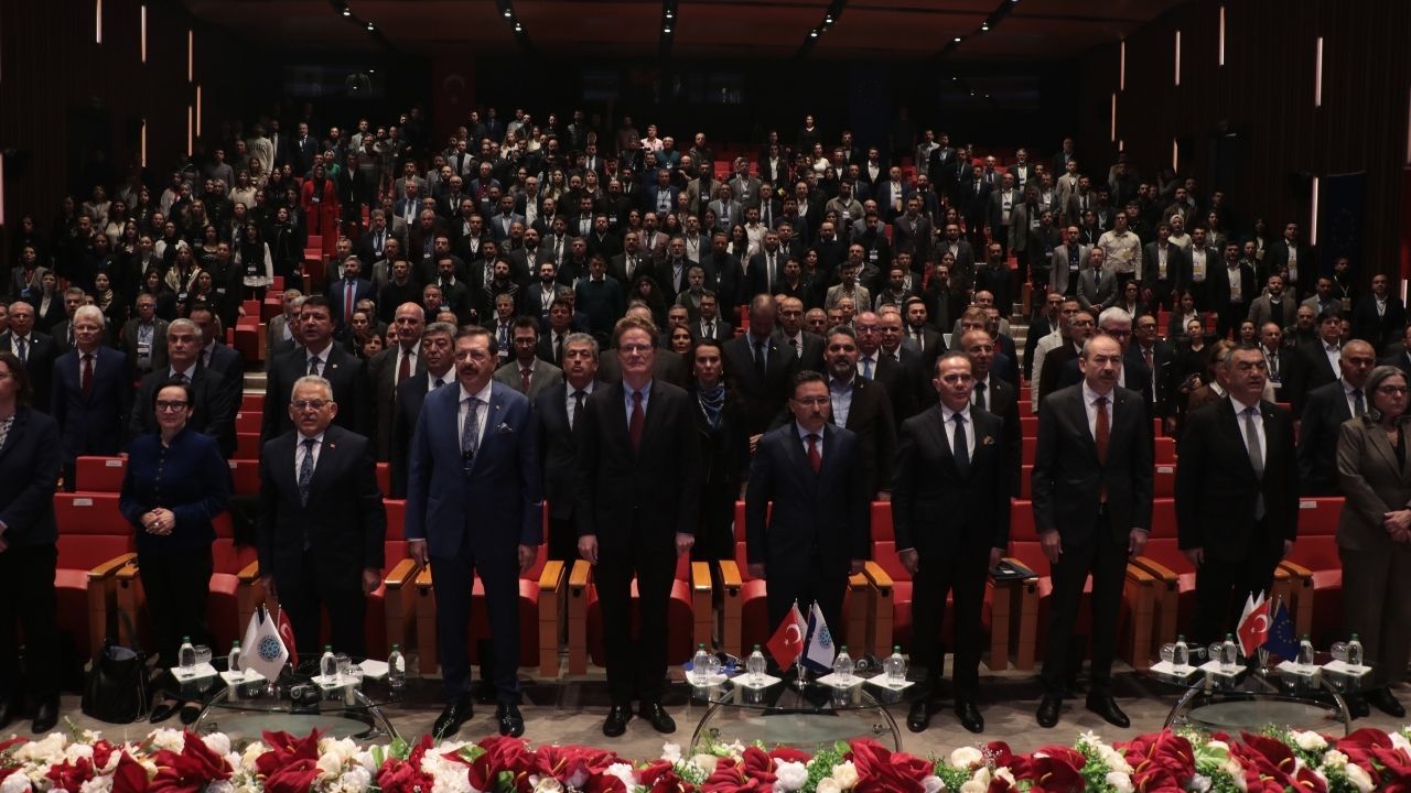 Büyükelçi Meyer-Landrut: 2023 itibarıyla Türkiye'ye önceki yıllara göre en yüksek sayıda Schengen vizesi verilmiş 5
