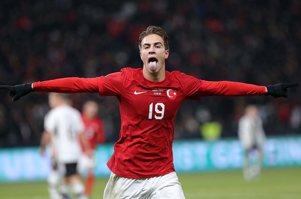 EURO 2024 öncesi A Milli Takımımız uçuşa geçti! 10 yıllara damga vuracak muhteşem jenerasyon: Arda Güler'den sonra 3 genç yıldız daha damga vurmak için hazırda bekliyor 9