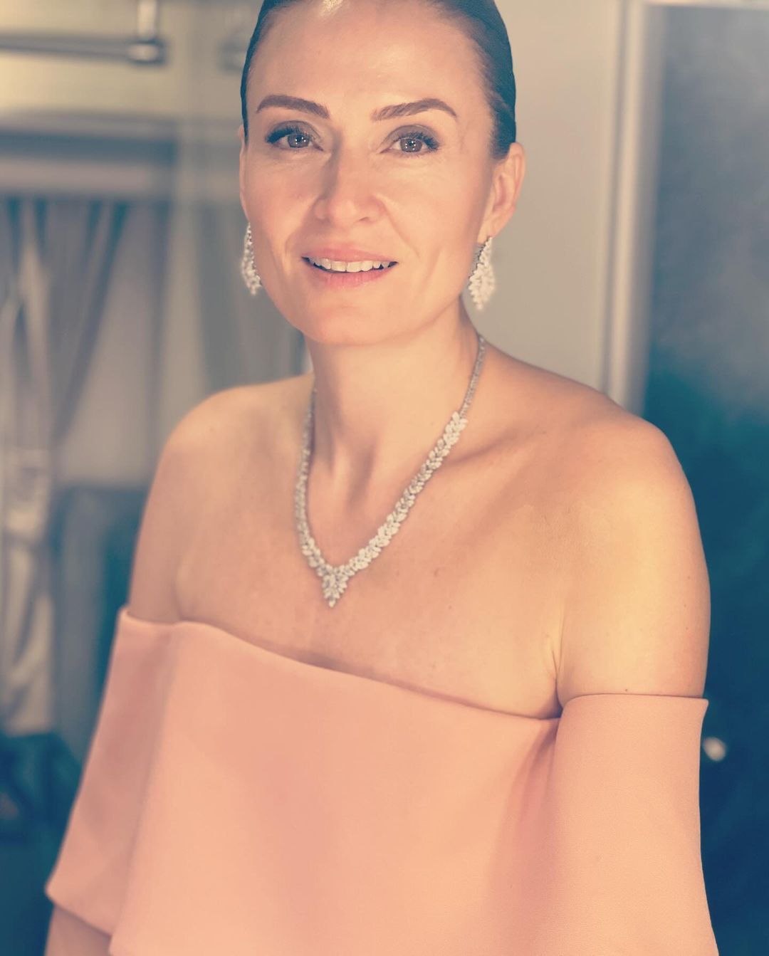 6 kilo veren Ceyda Düvenci'nin son pozlarına yorum yağdı! 9
