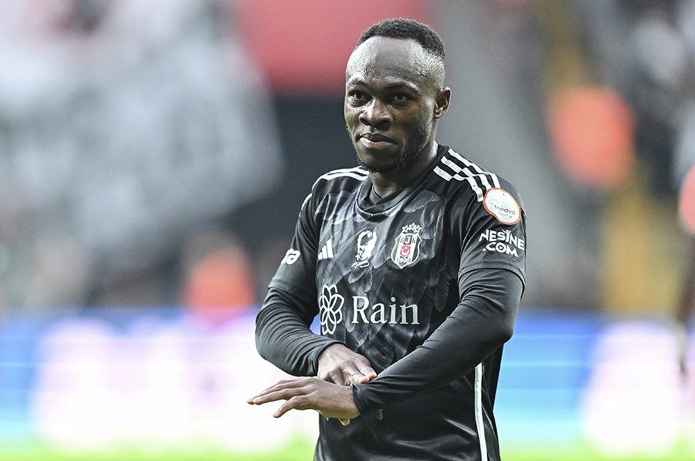 Beşiktaş'ta gönderilecek 9 isim belli oldu! Takımın yarısı yolcu: Yeni sezonda 'sil baştan' 7