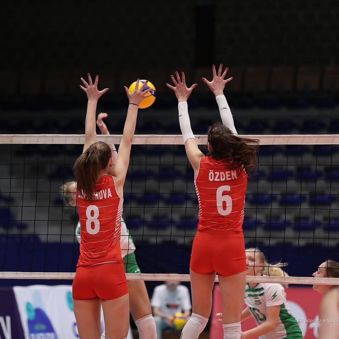 Fenerbahçe'ye yeni genç yetenek: Liza Safronova Sarı Melek oldu! Lakabı 'Yerli Fedorovtseva'... 18