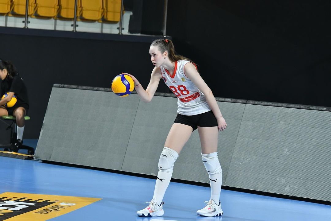 Fenerbahçe'ye yeni genç yetenek: Liza Safronova Sarı Melek oldu! Lakabı 'Yerli Fedorovtseva'... 1