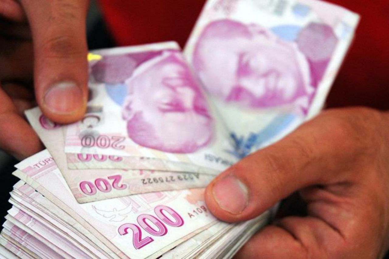 AYM'den milyonlarca memuru ilgilendiren karar! 2 milyon memurun maaşı düşecek 4