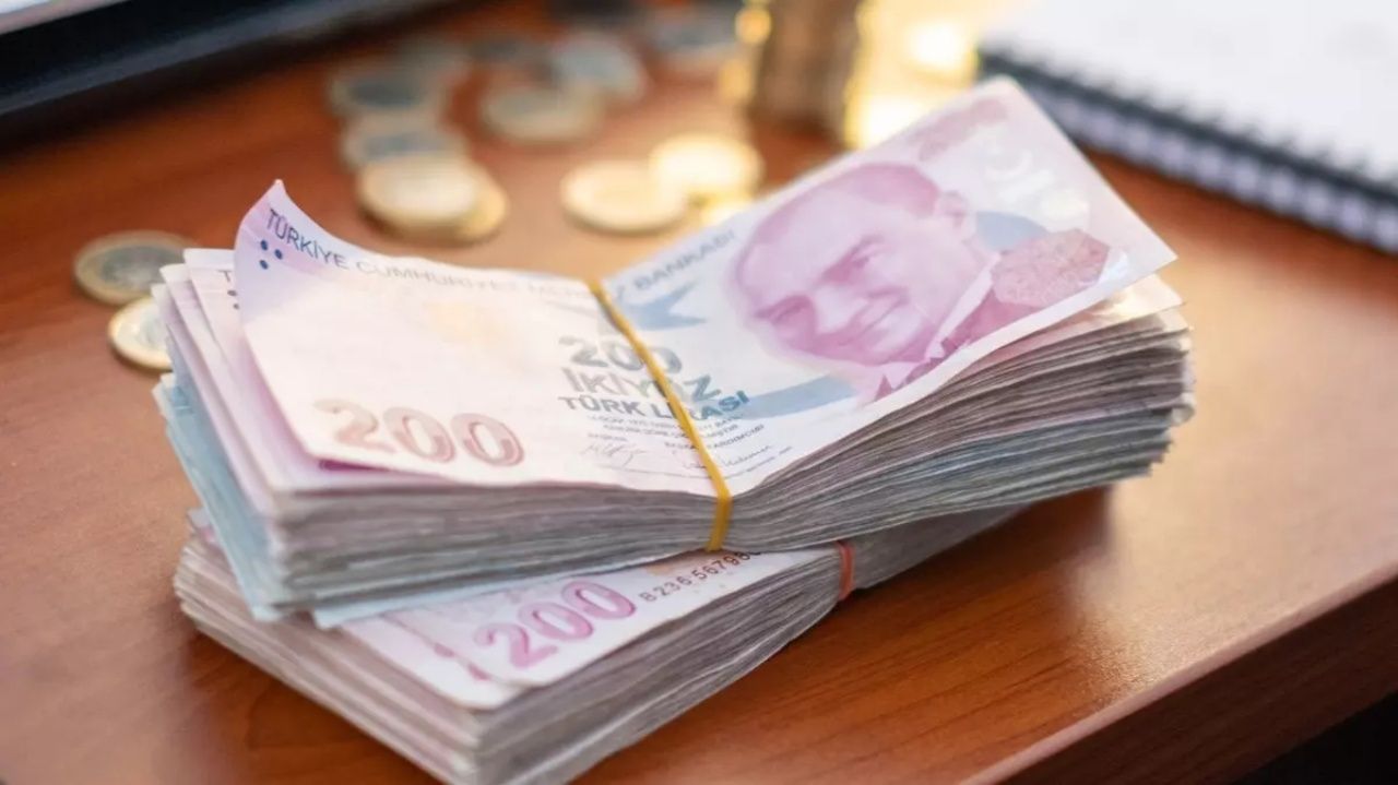 AYM'den milyonlarca memuru ilgilendiren karar! 2 milyon memurun maaşı düşecek 6