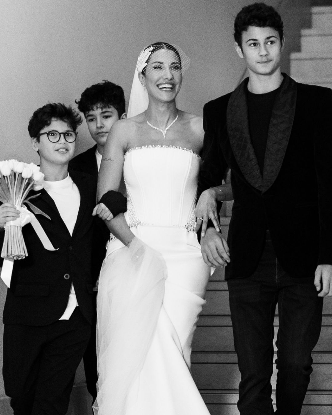 Düğünde ortaya çıktılar! Çağla Şıkel, eski sevgilisi Nail Gönenli ile birlikte ablasının nikah şahidi oldu 5