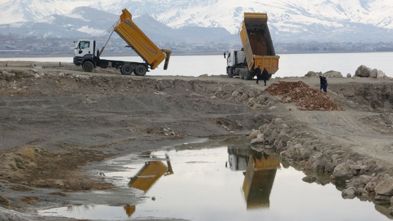 Van Gölü'nde büyük tehlike: Limanlar bile kullanılamaz hale geliyor 7