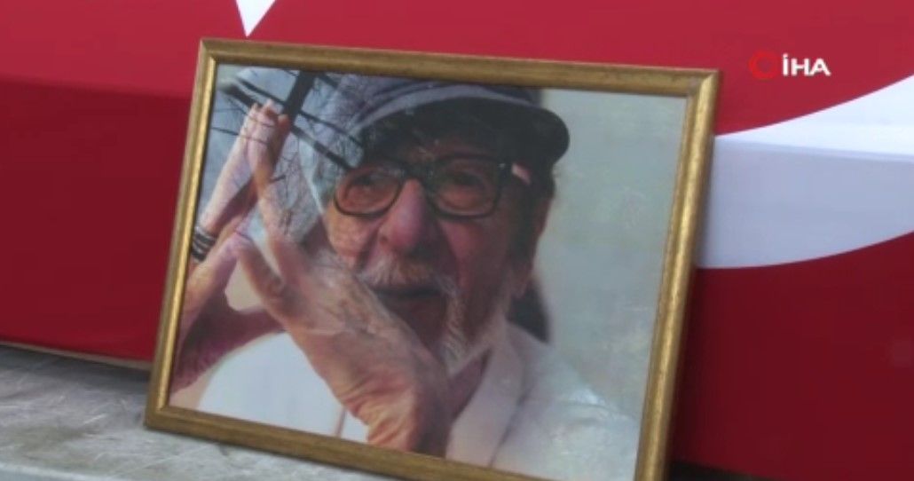 Yeşilçam'ın usta oyuncusu Kayhan Yıldızoğlu son yolculuğuna uğurlandı 4