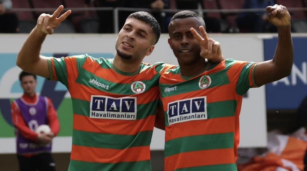 Wilfried Zaha için karar verildi: Fildişili yıldız ile buraya kadar! Okan Buruk yönetime isim verdi, Galatasaray genç yıldıza sezon sonu imzayı attırıyor… 7