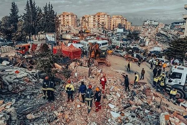 Deprem uzmanından 5 kente korkutan uyarı! Tarihleri hatırlattı: "Artık eli kulağında" 10