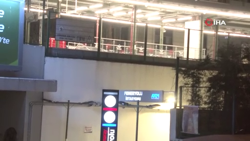 Marmaray'da bir kişi raylara atlayarak intihar etti 3