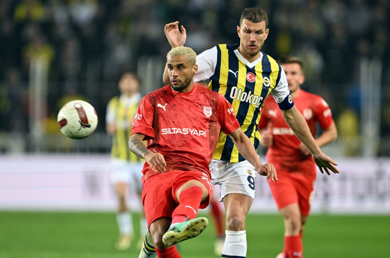 Efsane isimden Mert Hakan'a sert sözler: "Garibim Pendikspor'a ve Kadir Sağlam'a yaptıklarına Trabzon'da yeltenmesin. Başına iş alır" 20