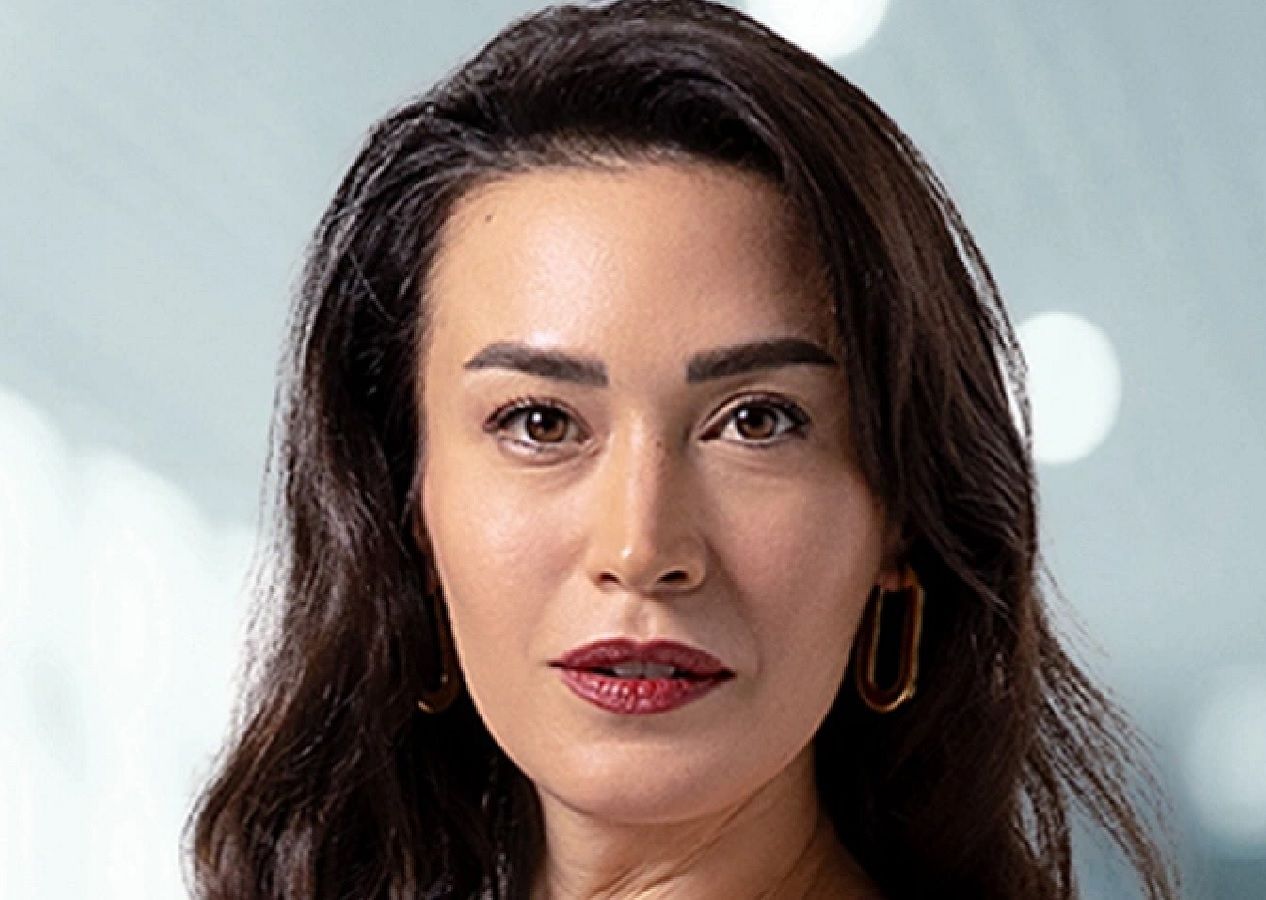 Estetiksiz hali görenleri hayrete düşürdü! Bahar dizisinin Rengin'i Ecem Özkaya'nın büyük değişimi... 3