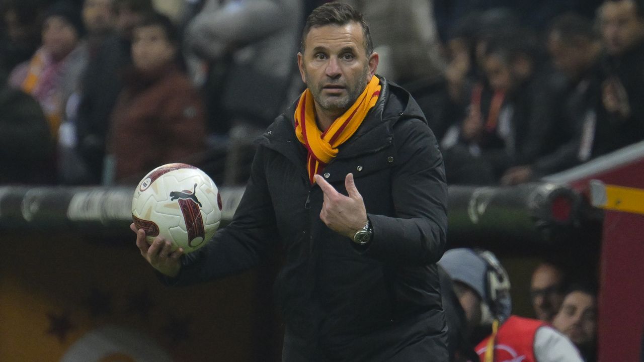 Fatih Terim’i kaptıkları gibi onu da kapacaklar! Galatasaray’da çok büyük Okan Buruk tehlikesi: Taraftarların korktukları başlarına geldi! İtalyan devi kapıyı çalmaya hazırlanıyor… 6