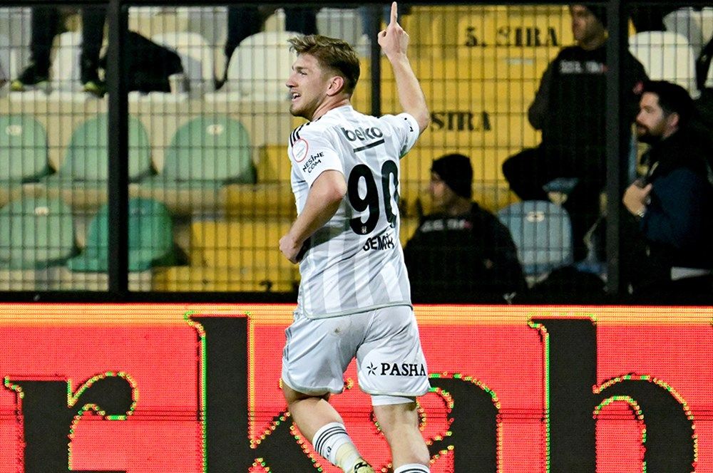 Semih Kılıçsoy ve Barış Alper Yılmaz Süper Lig'e damga vurdu! Süper Lig'de en çok değer kazanan oyuncular belli oldu... 2