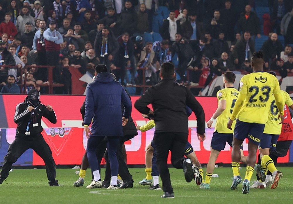 Trabzon'da çarşı pazar karıştı, kıyamet koptu! İşte kare kare o anlar... 19