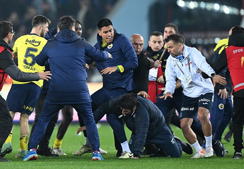 Trabzon'da çarşı pazar karıştı, kıyamet koptu! İşte kare kare o anlar... 25