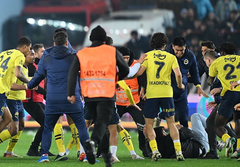Trabzon'da çarşı pazar karıştı, kıyamet koptu! İşte kare kare o anlar... 26