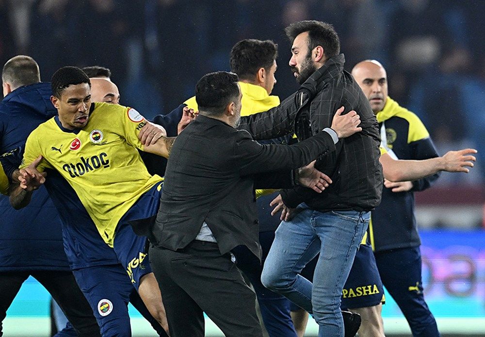 Trabzon'da çarşı pazar karıştı, kıyamet koptu! İşte kare kare o anlar... 27