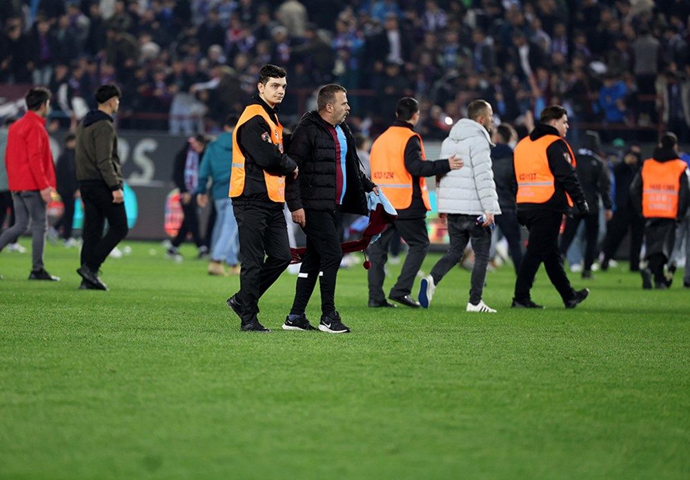 Trabzon'da çarşı pazar karıştı, kıyamet koptu! İşte kare kare o anlar... 36