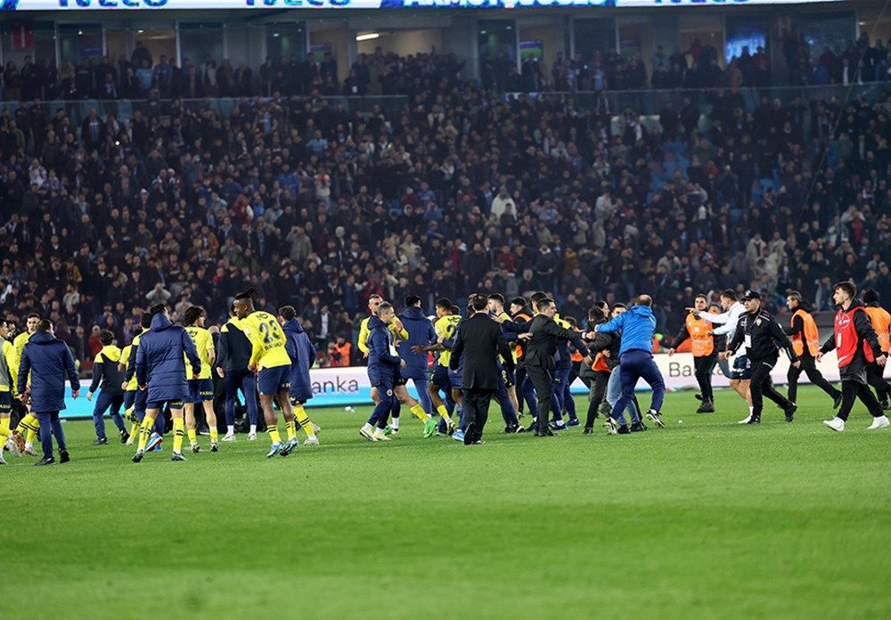 Trabzon'da çarşı pazar karıştı, kıyamet koptu! İşte kare kare o anlar... 47