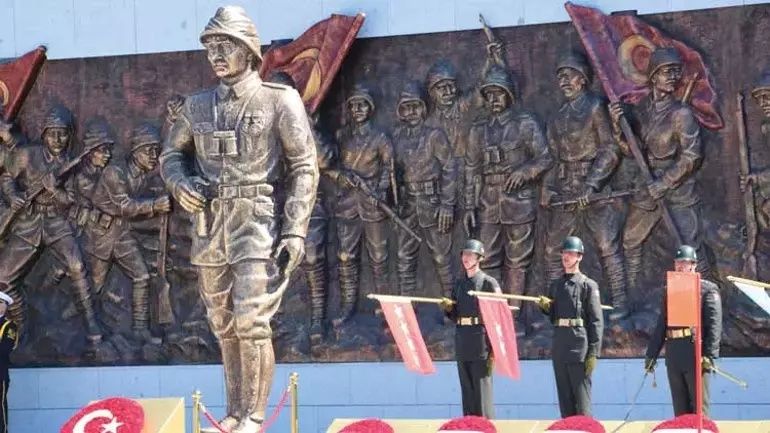 Çanakkale Deniz Zaferi’nin 109. yıl dönümü! Türk milletinin imkansız denileni başardığı kahramanlık destanı... 6