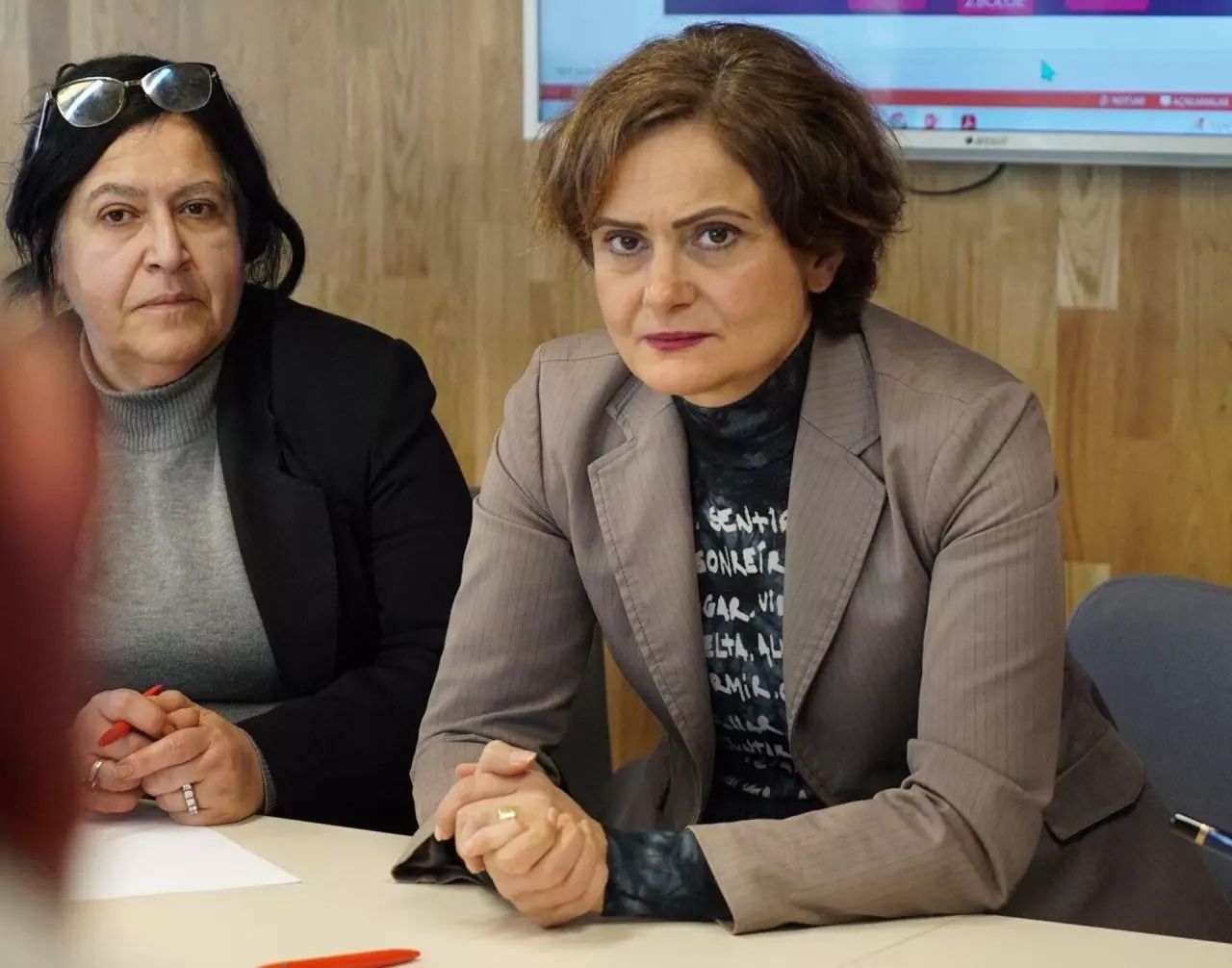 Özgür Özel topu ona atmıştı... Canan Kaftancıoğlu'ndan 'para sayma' açıklaması: Paranın adresini en iyi onlar bilir! 6
