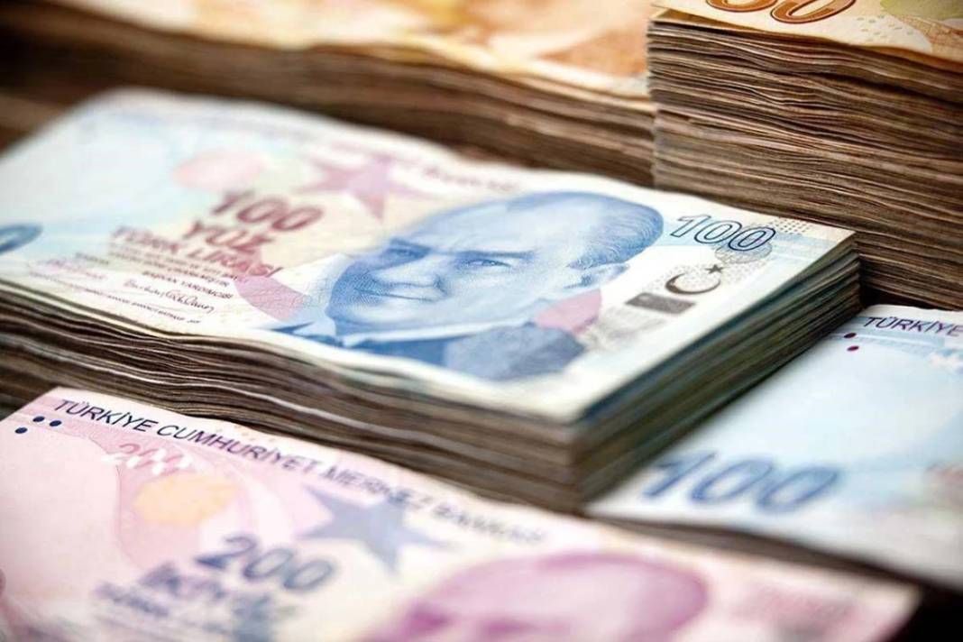 Emekliler dikkat, süre uzadı! Bankalar promosyonda rakamları güncellendi 15