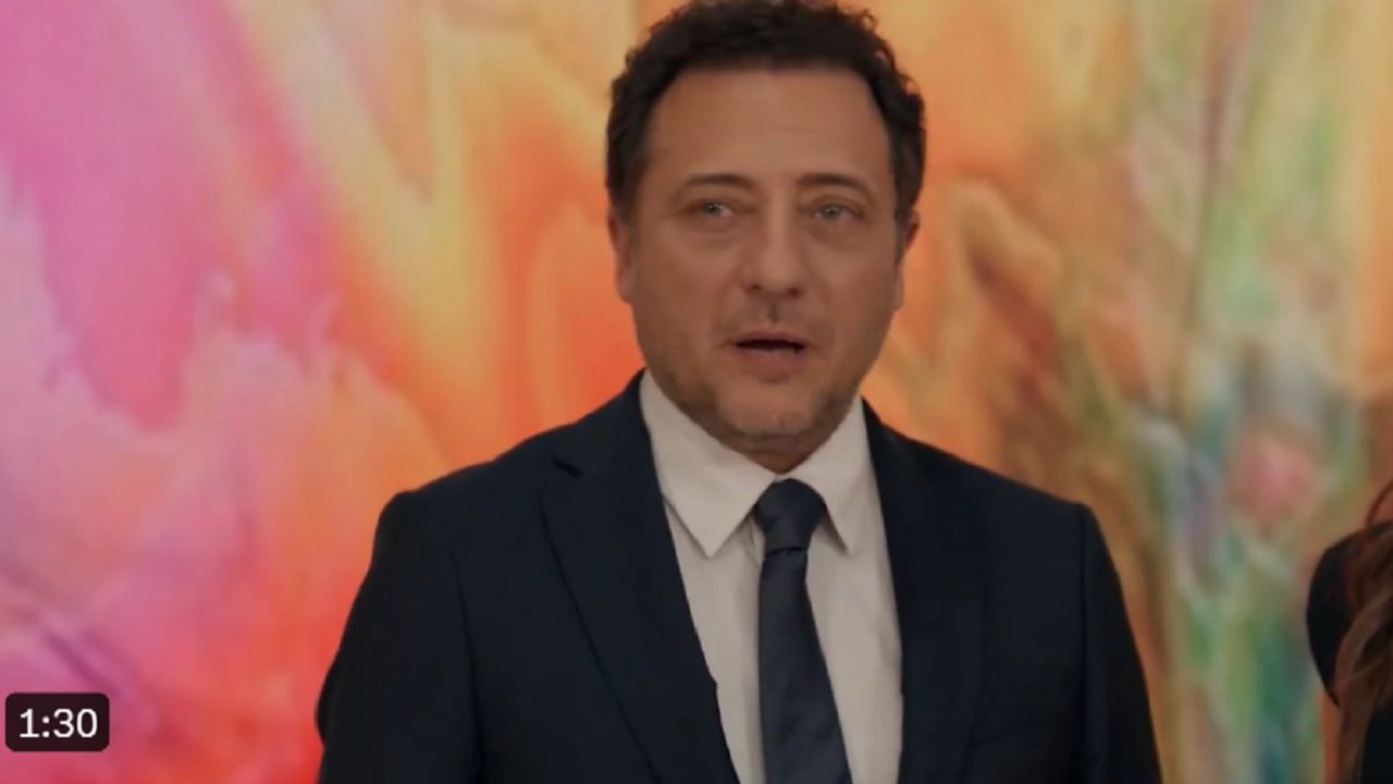 Şahane Hayatım dizisinde Demir'den Şebnem'e büyük tuzak! Mesut Şebnem ve çocukları kurtarıyor! Şebnem kartları yeniden dağıtıyor... 3