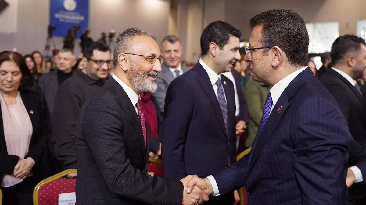 İBB'ye bağlı İGDAŞ'ta şoke eden ihale! CHP'li Belediye Başkan Adayı 2 milyonluk kamyonete 3 ayda yaklaşık 3 milyon TL kira ödemiş! 6