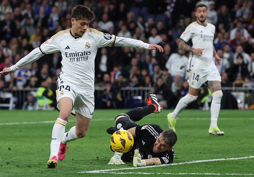 Hakan Çalhanoğlu ve Kenan Yıldız listeye damgasını vurdu! Herkes bu yıldızların peşinde: İşte A Milli Takım'ın aday kadrosundaki en değerli futbolcular... 25