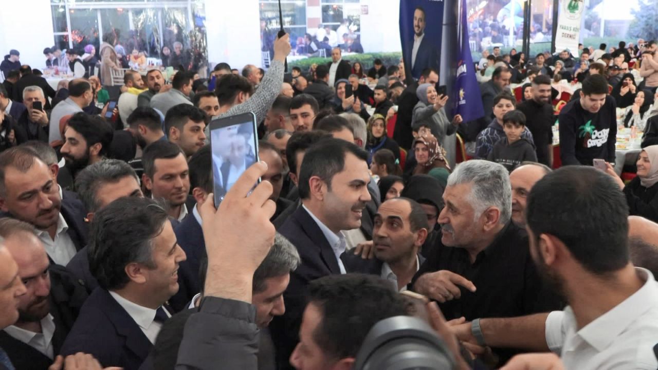 Murat Kurum: "İstanbul'da 39 ilçemizin tamamında olacağız" 3