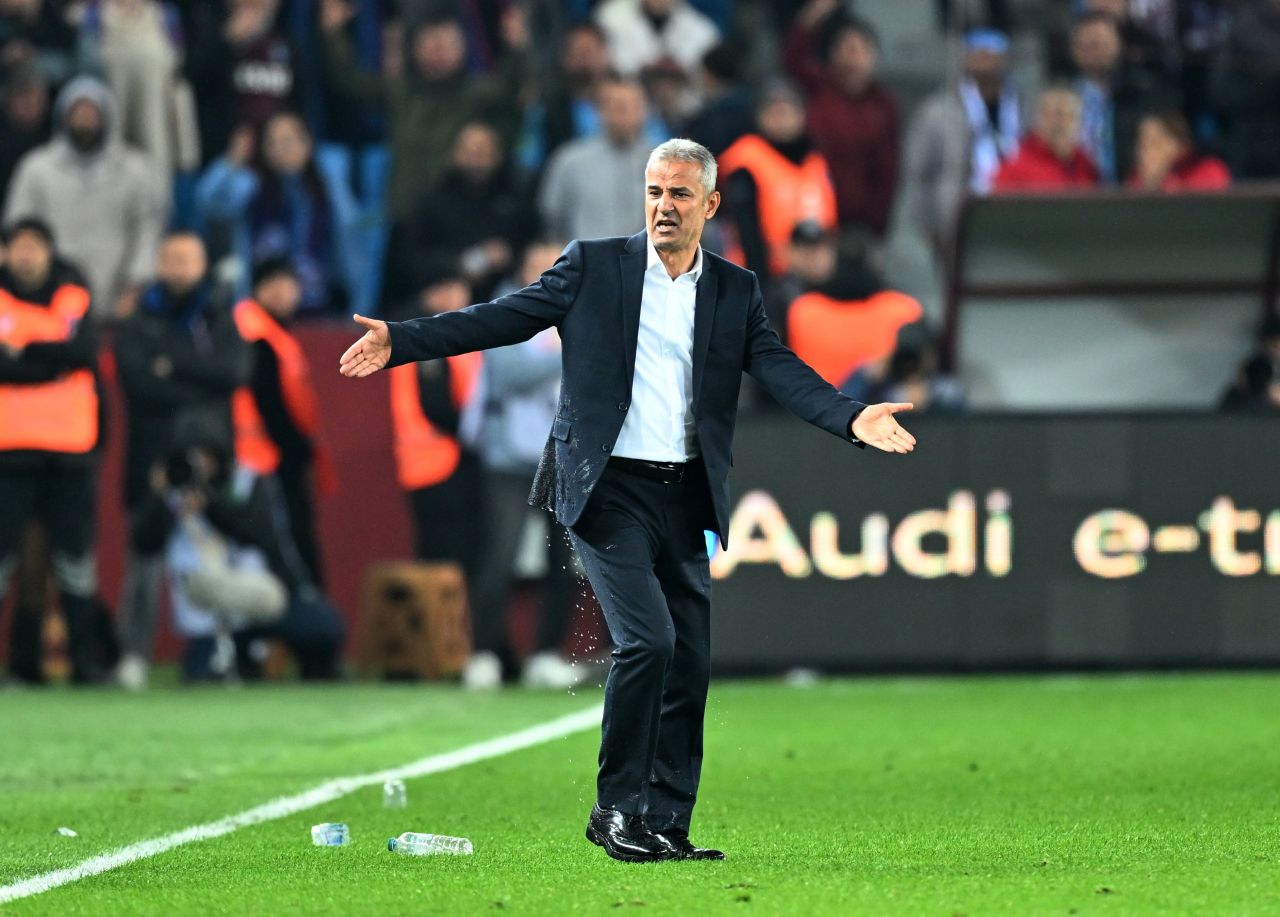 İsmail Kartal'ın söylediklerine inanamayacaksınız: "Oyuncularımı şişlemek için sahaya indiler! Osayi'nin kafasına vurup koridorda bayılttılar! Bize kimsenin ceza meza verebileceğini düşünmüyorum..." 6