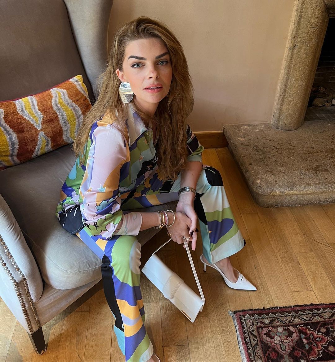 Pelin Karahan'dan olay itiraf! "Eşime çıplak fotoğraflar geliyor ama...'' 1