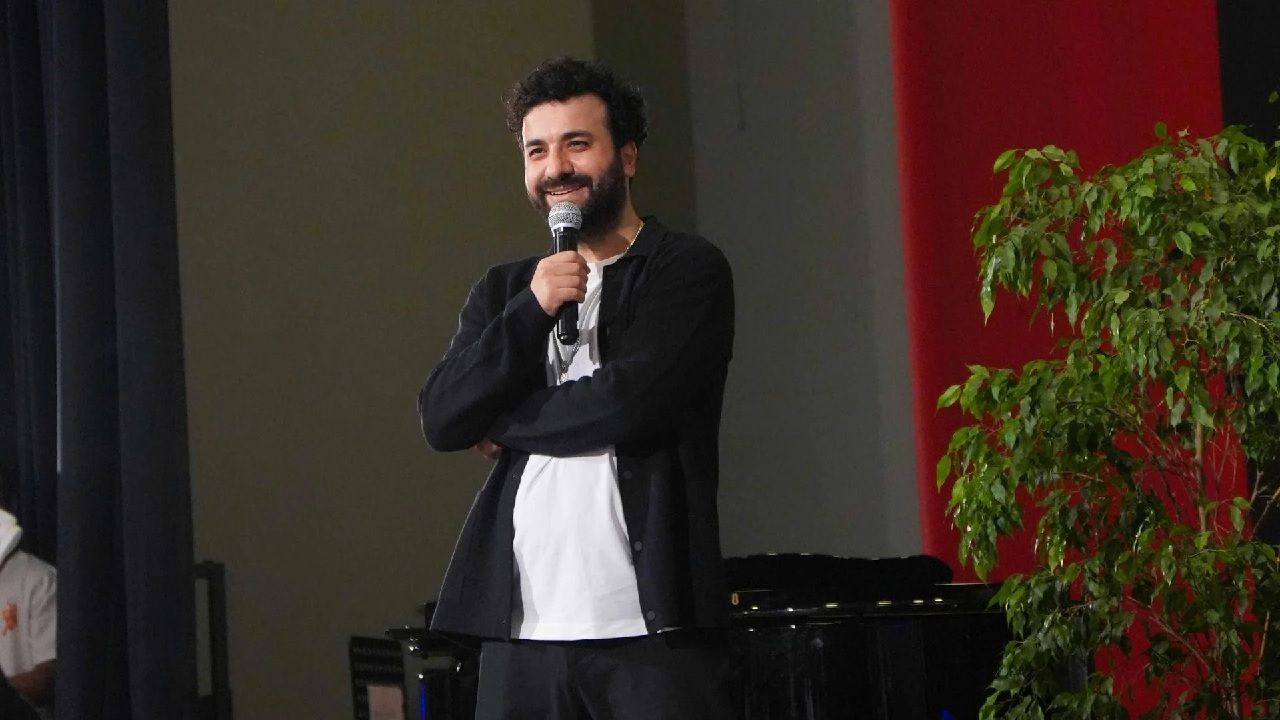 "Konuşanlar"ın sunucusu Hasan Can Kaya'dan o soruya şok yanıt! "Hayranımla birlikte olurum" 2