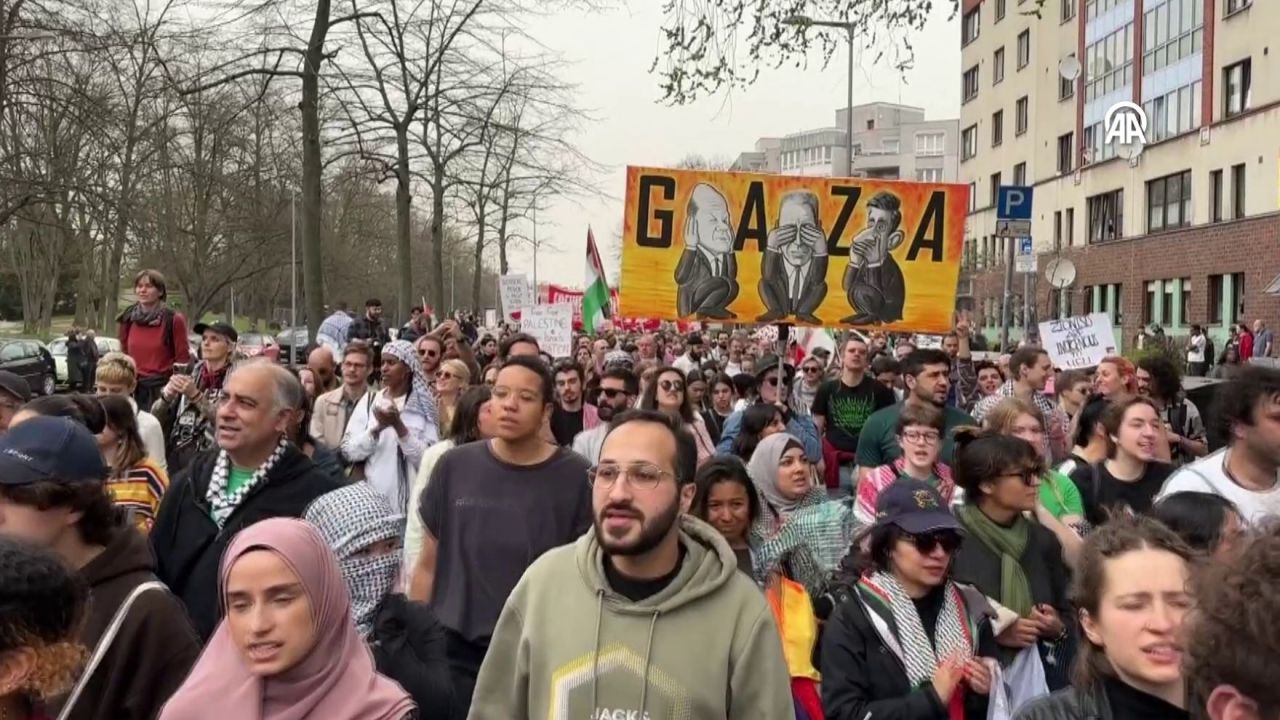 Avrupa Gazze için ayakta! Almanya- Fransa- Hollanda... Sokaklarda 'derhal ateşkes' çağrısı 17