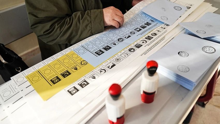 Türkiye sandık başında: 81 ilde oy verme işlemi başladı 1
