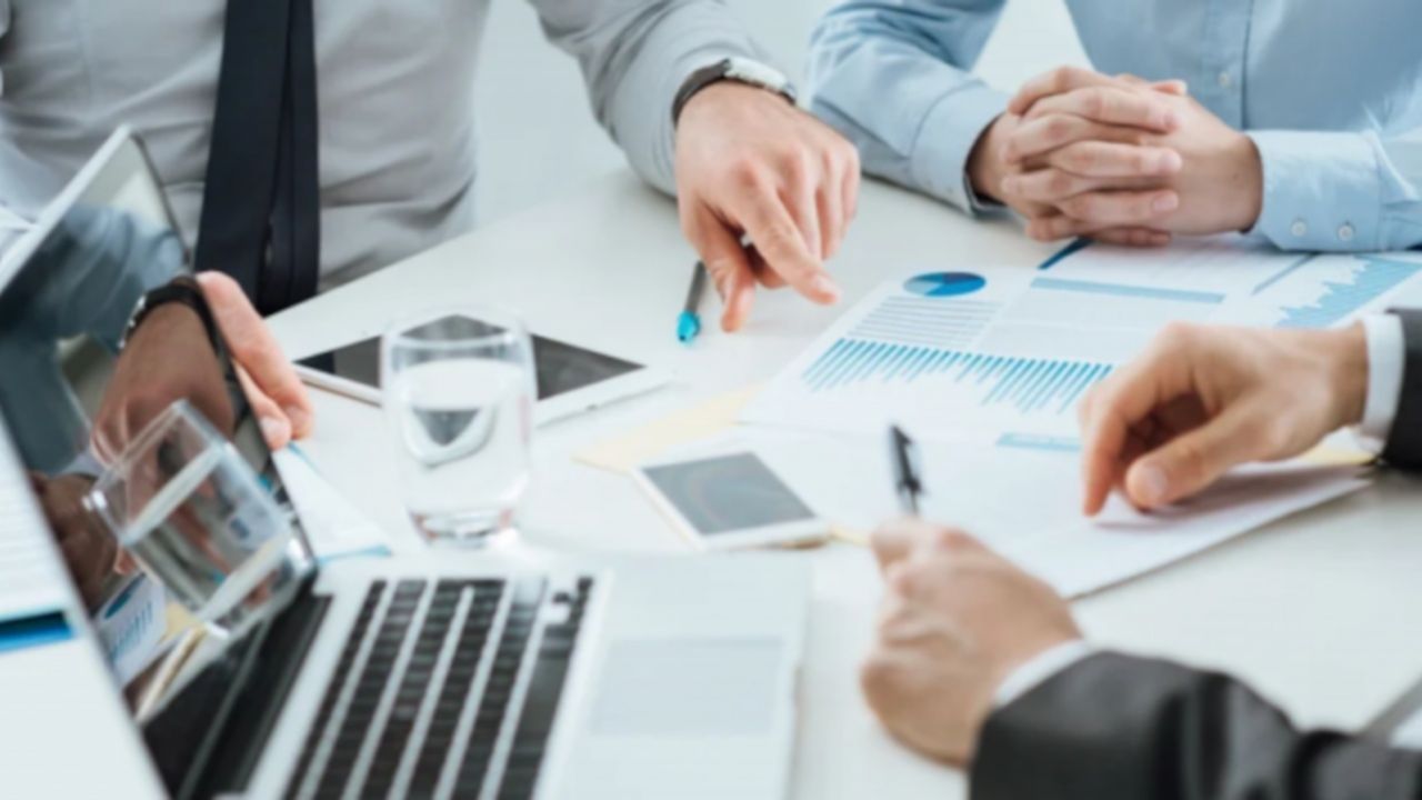 İş dünyası: Seçimler bitti şimdi odak ekonomik program olmalı 1