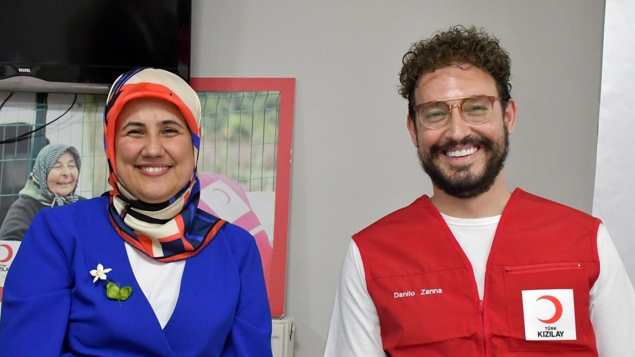 Kızılay Genel Başkanı Yılmaz ve İtalyan şef Danilo, Düzce'de huzurevi sakinleriyle iftar yaptı 1