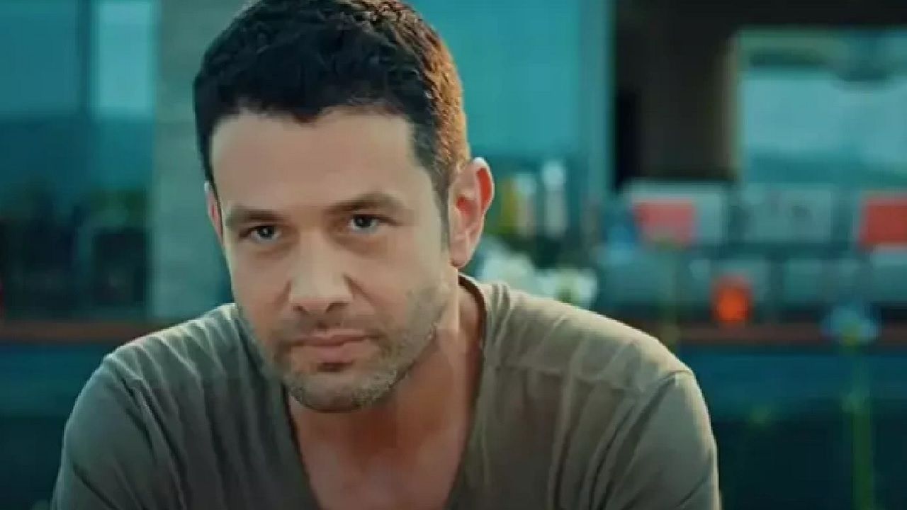Keremcem'den yıllar önceki karelerine yorum yağdı! Eski dizisini izleyince "Bana ‘Hâlâ yakışıklısın’ falan demek züğürt tesellisidir" 2