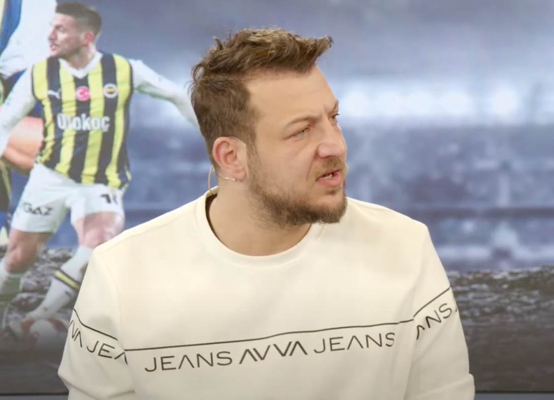 "Bu İrfan Can Eğribayat'tan hiçbir şey olmaz! Sen kalkıp Trabzon maçında sağa sola olta hareketi yapacağına, ayağındaki topu rakibe atmamayı öğren önce! Sporcu falan değil bu adam" 5