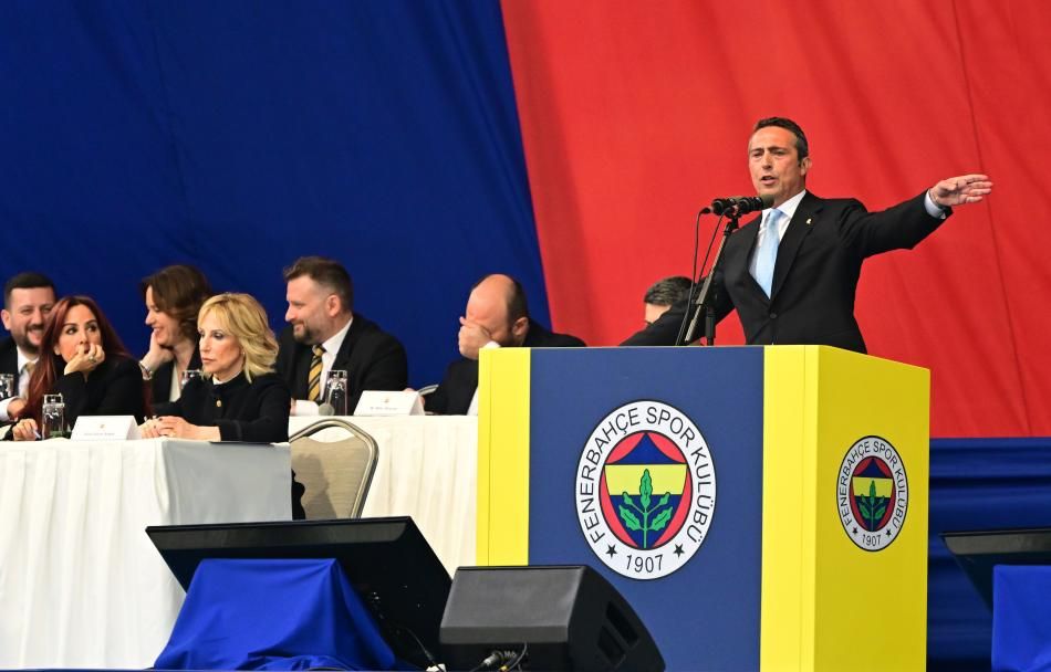Ali Koç Türkiye Futbol Federasyonu'nu İngilizlere şikayet etti: "Halil Umut Meler'in lisansı iptal edilmeli" 2