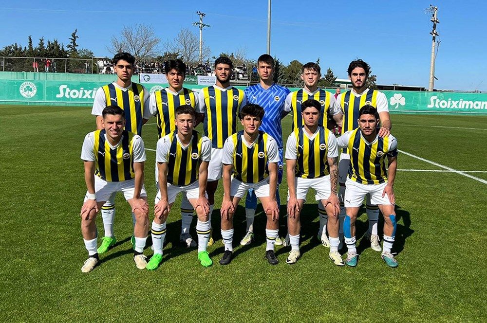 Fenerbahçe'den tarihe geçen karar: Bir günde iki maça çıkacaklar! 4