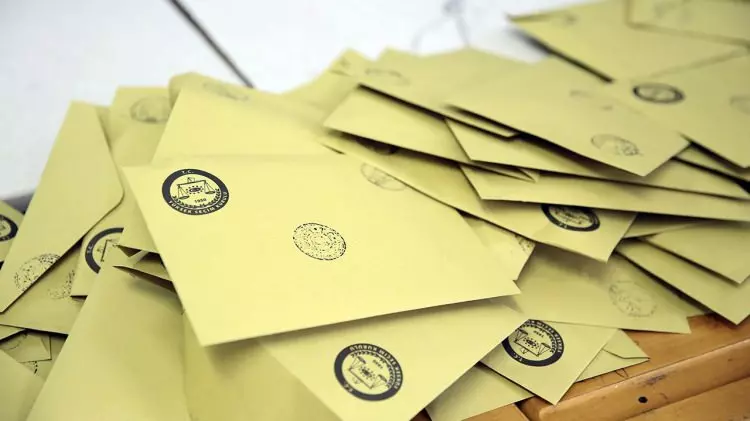 YSK merakla beklenen 6 il ve 10 ilçe için kararını açıkladı! 2