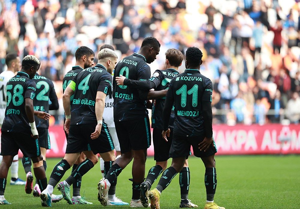 UEFA kulüpler sıralaması yenilendi! Süper Lig devi ezeli rakiplerini geride bıraktı: İşte o sıralama... 17