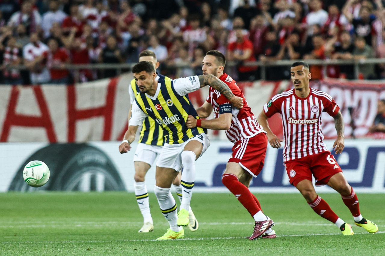 Fenerbahçeli Edin Dzeko'dan Türk bayraklı tepki! 5