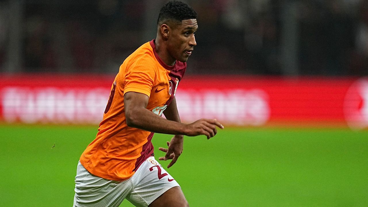 Galatasaray'ın başına talih kuşu kondu! Kadronun istenmeyen adamı, taraftarın belalısına ülkesinden 8 milyon euroluk teklif geldi 3